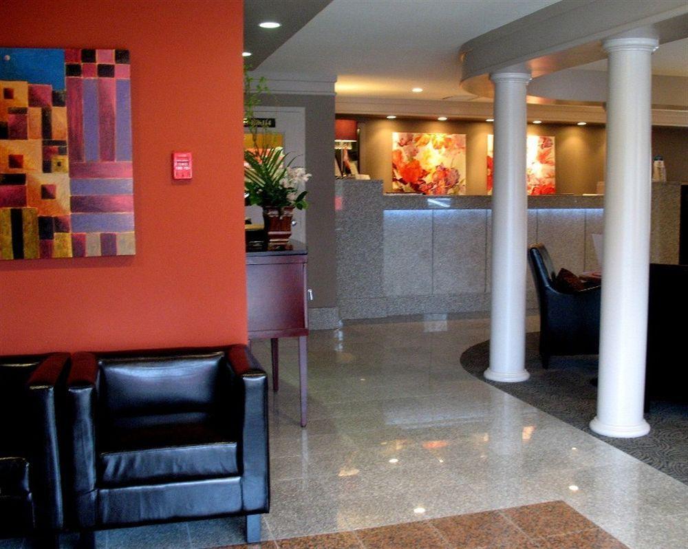 Helm'S Inn Victoria Dış mekan fotoğraf